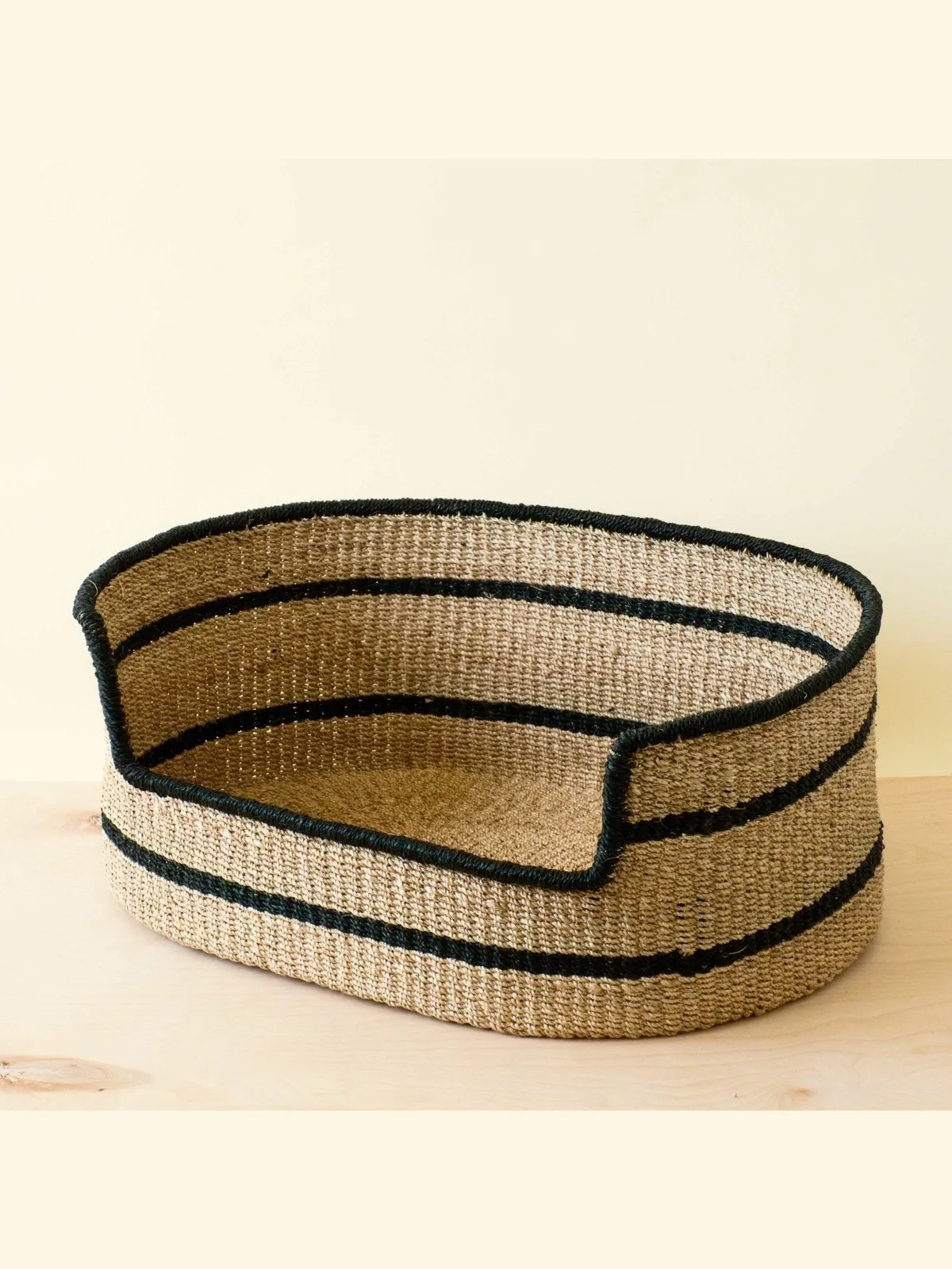 Woven Pet Bed - Wicker Dog Basket Pet Furniture